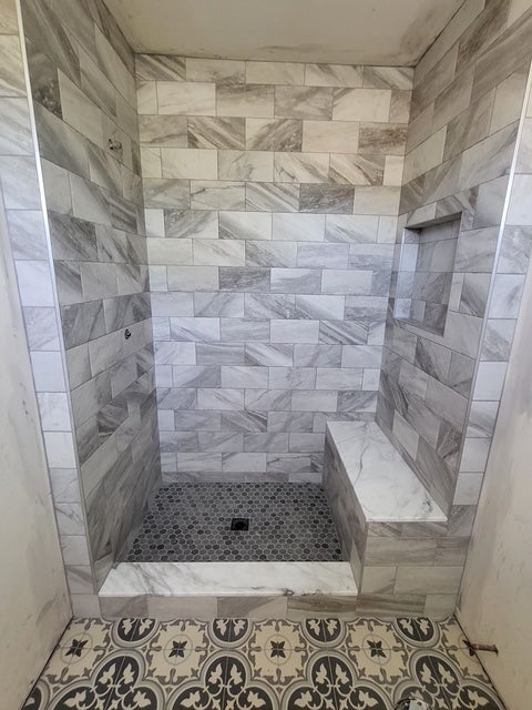 GL Design & Construction